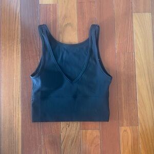 Black ribbed lululemon sports bra top workout wear